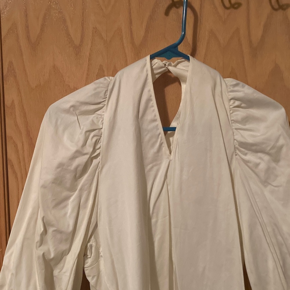 Elegant Cream Women's Blouse